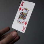 Мистические символы удачи и бездепозитные бонусы онлайн-казино